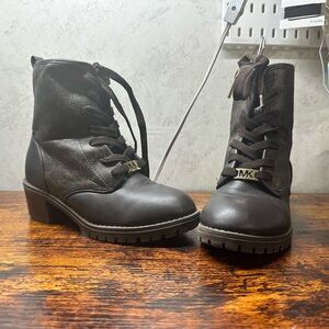 Michael Kors boots sz 3